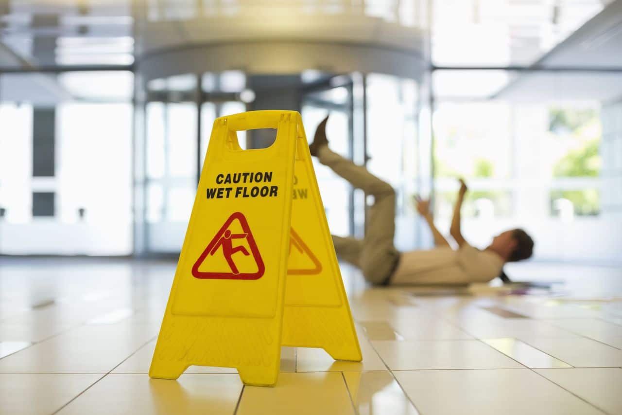 Determining Liability After Airport Slip and Fall Accidents at O’Hare or Midway Airports